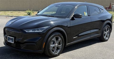2022 Ford Mustang Mach-E