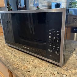 KitchenAid 1.6-cu ft ,Sensor Cooking Controls Countertop Microwave (Stainless Steel)  | Model #KMCS122PPS