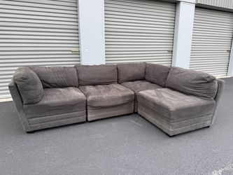 4 Piece Modular Sectional Sofa – FREE Curbside Delivery