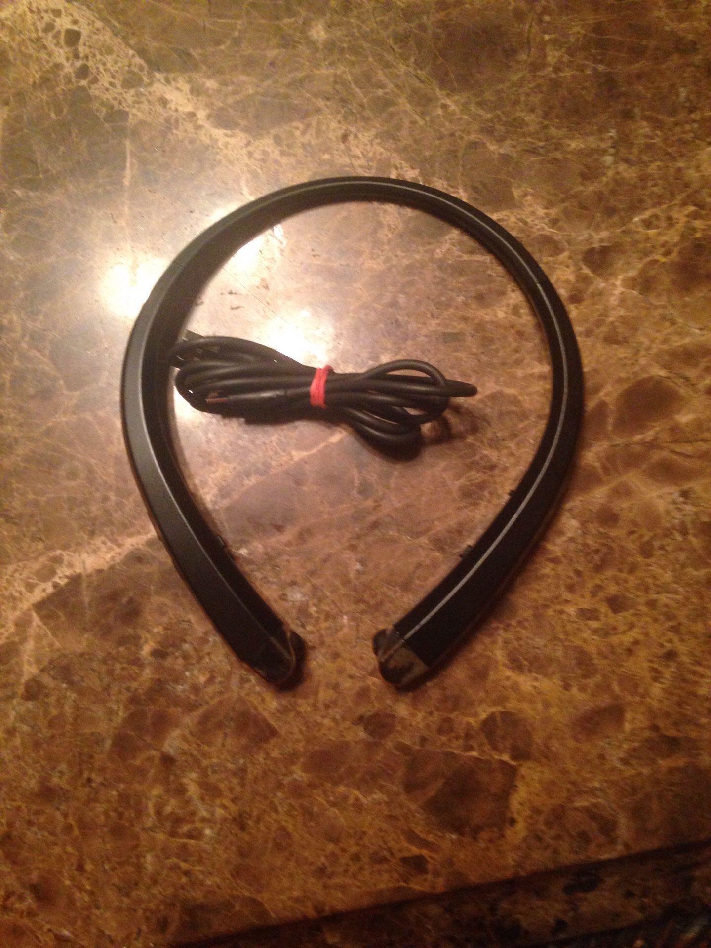 Retractable Bluetooth headset