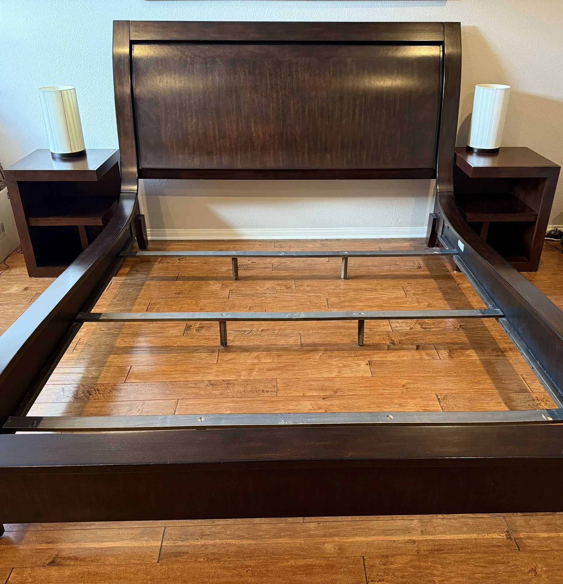 Cal King Bedroom Set 6 Piece With Dresser