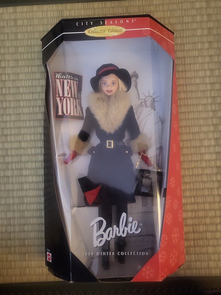 New York Barbie 1998 Winter Collection