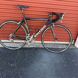 Raleigh 51 cm Road Bike carbon fiber