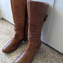 Women's Cobb Hill Leather Brown Tall Riding Calf boots size 9M.
