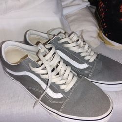 Nike. Air Max Jordan Puma Vans Under Armour 