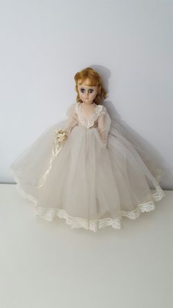 Vintage Madame Alexander Elise Bridal Doll 17 in Wedding dress lace antique