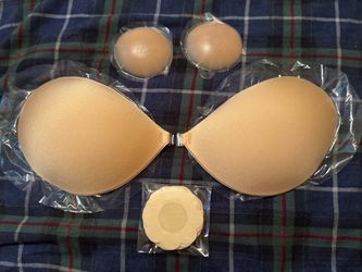 Adhesive Bra Sticky Push Up Invisible Strapless Bra, Seamless Lift Backless Reusable Silicone Nipple Cover for Women