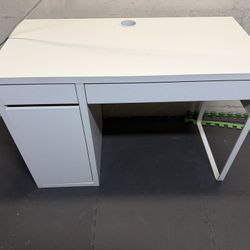 IKEA desk $60