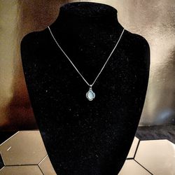 925 Sterling Silver Pearl White Opal Charm Pendant 