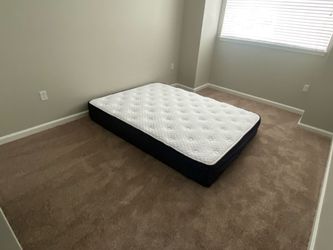 Queen mattress