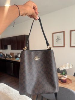 Coach Signature Bucket Bag