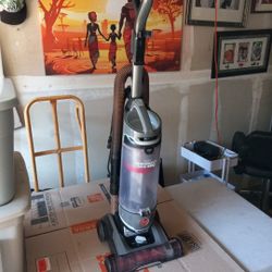 Hoovet Carpet Vaccum