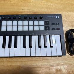 Novation Launchkey Mini MK3 25-key Midi Keyboard Controller