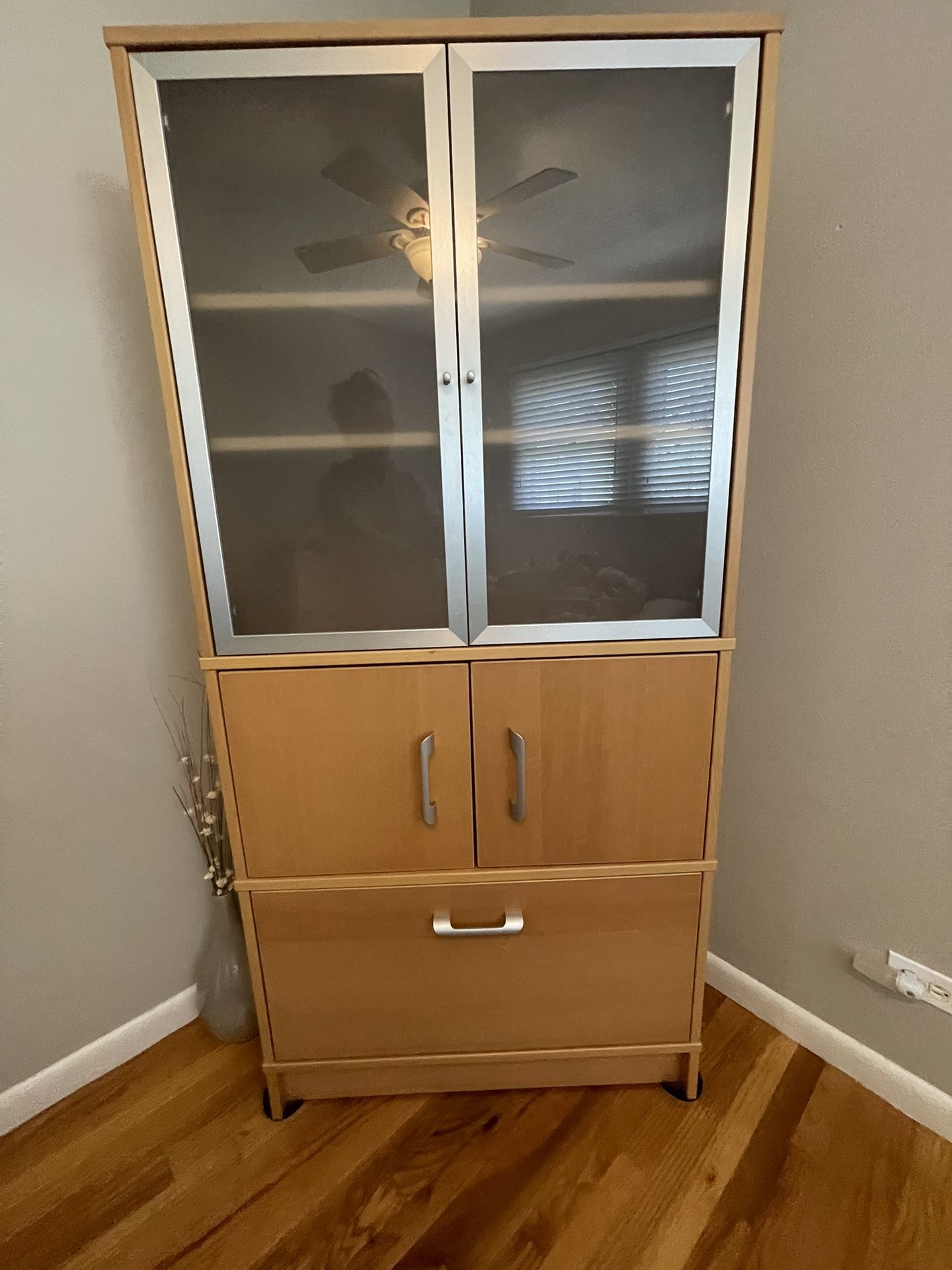 Storage Cabinet With file drawer