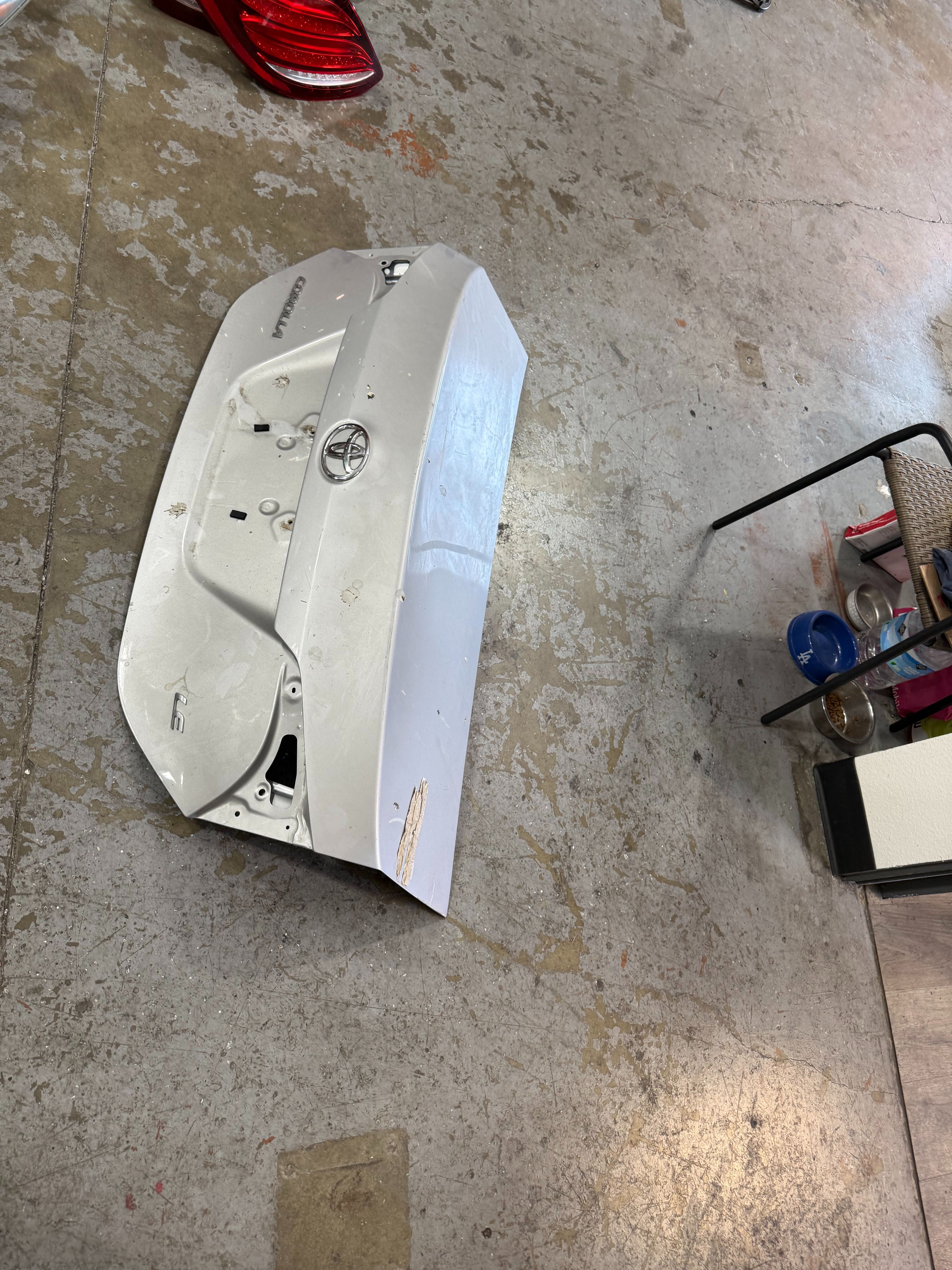 TOYOTA COROLLA TRUNK 2018