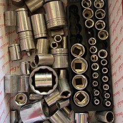 75 Mixed Sockets