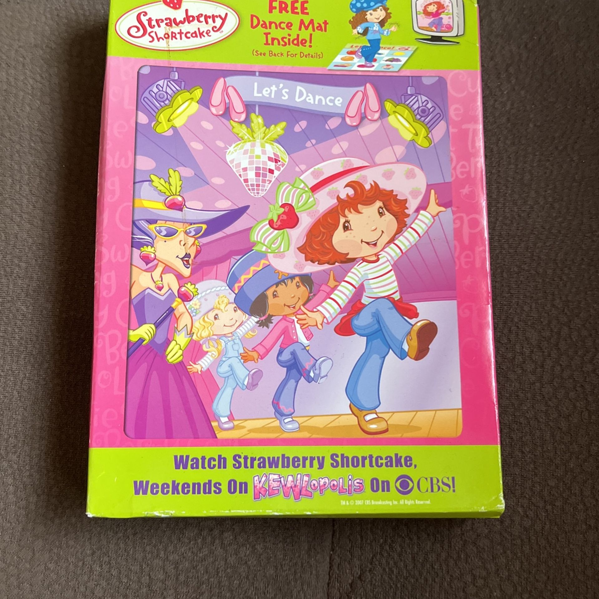 まりいろさん専用Disney Dance! Dance! DVD&CD Strawberry Shortcake - Let's Dance DVD W/ Dance Mat for Sale