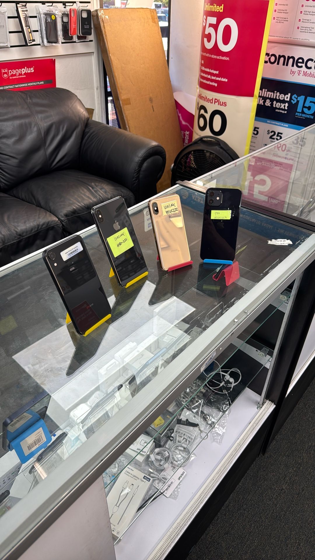 iPhone 12 / Xs Max / Xs For Sale