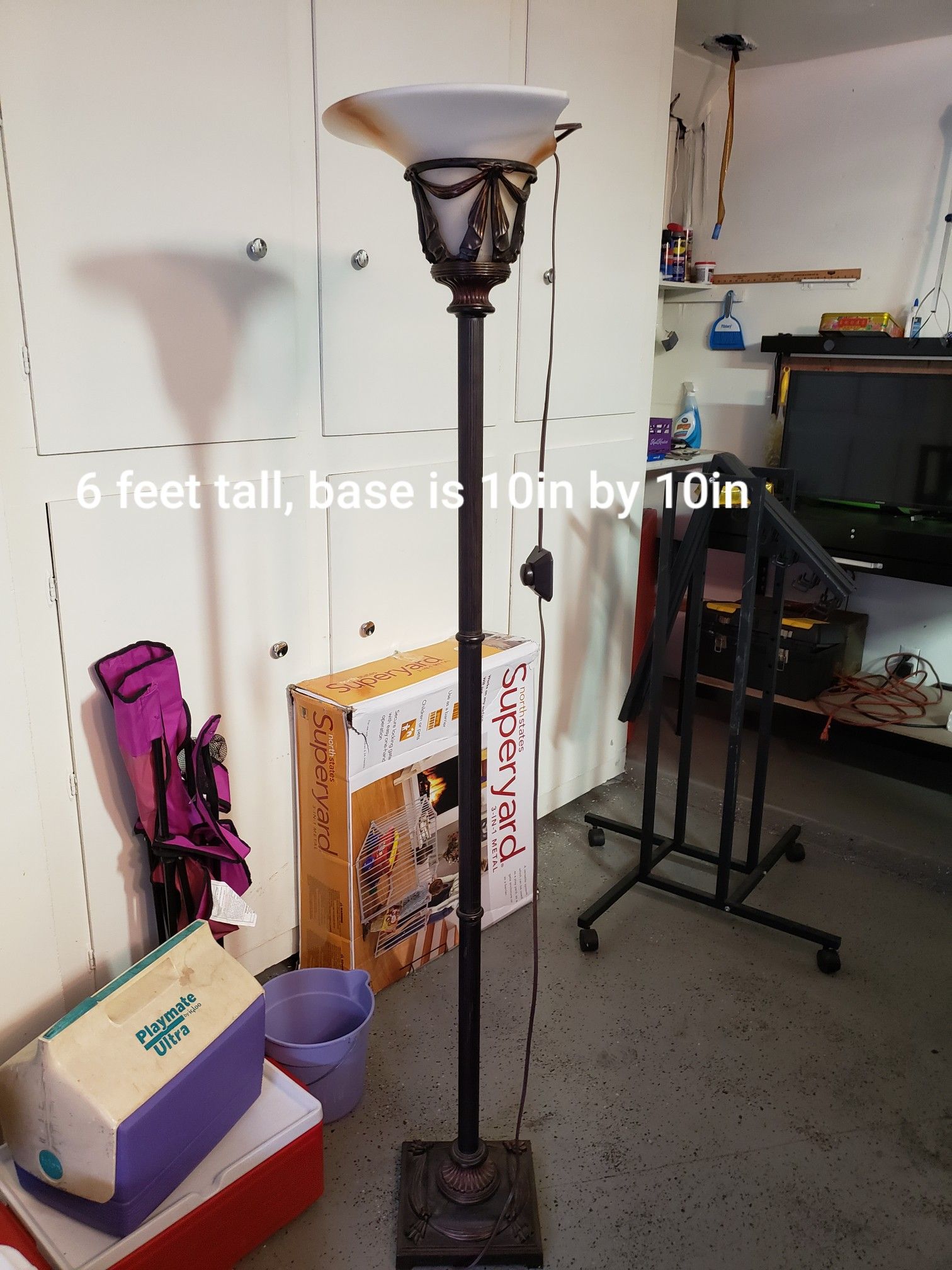 Tall floor lamp