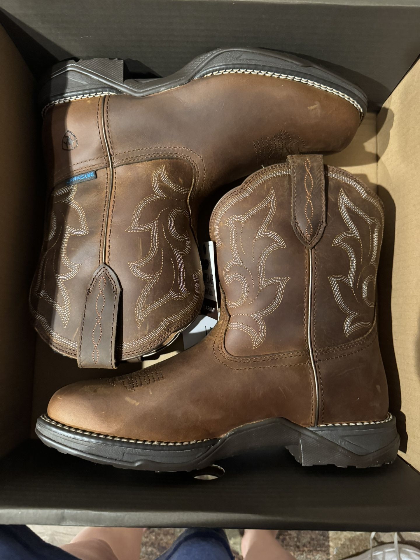 Women’s Ariat Boots 9.5