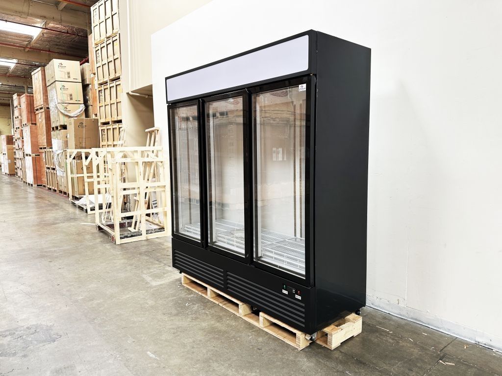 NSF 74 inches Commercial 3 Glass Door Refrigerator GDC-50