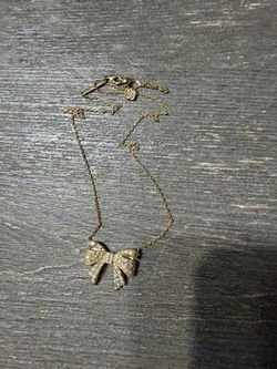 Kendra scott bow tie necklace