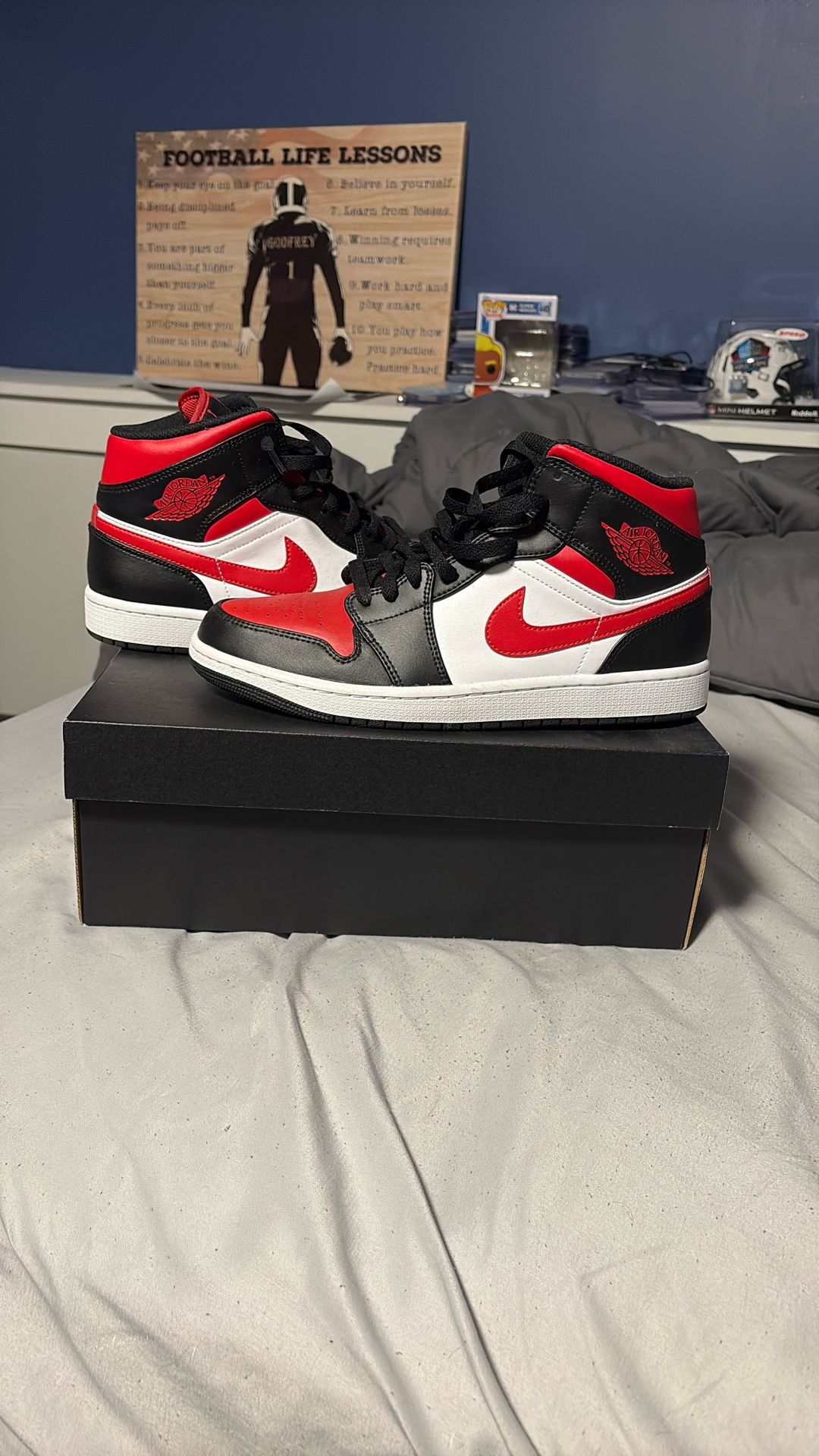Air Jordan 1 Mid