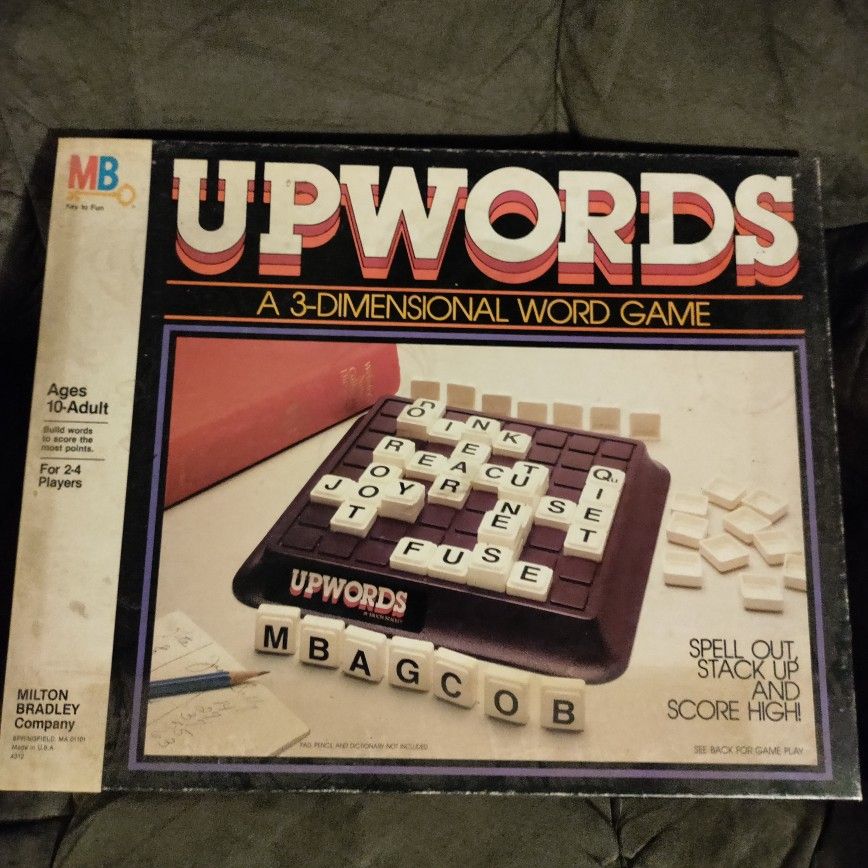 Upwords Boardgame