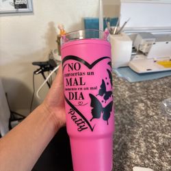 Personalized Vinyl Stickers , Logos , Crafts ! 
