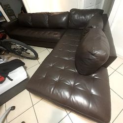 Divorced need help 4 sale couch L shape $500
