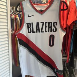 Lillard Portland Trail Blazers Jersey Size S 44