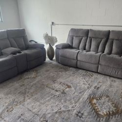 Stunning Reclining Sofa set