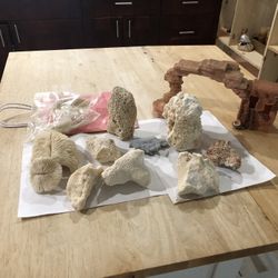 Rocks Decor For Fish tanks 