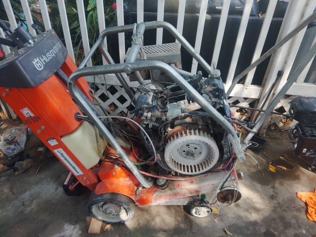 Husqvarna Concrete Saw For Part Or Fix