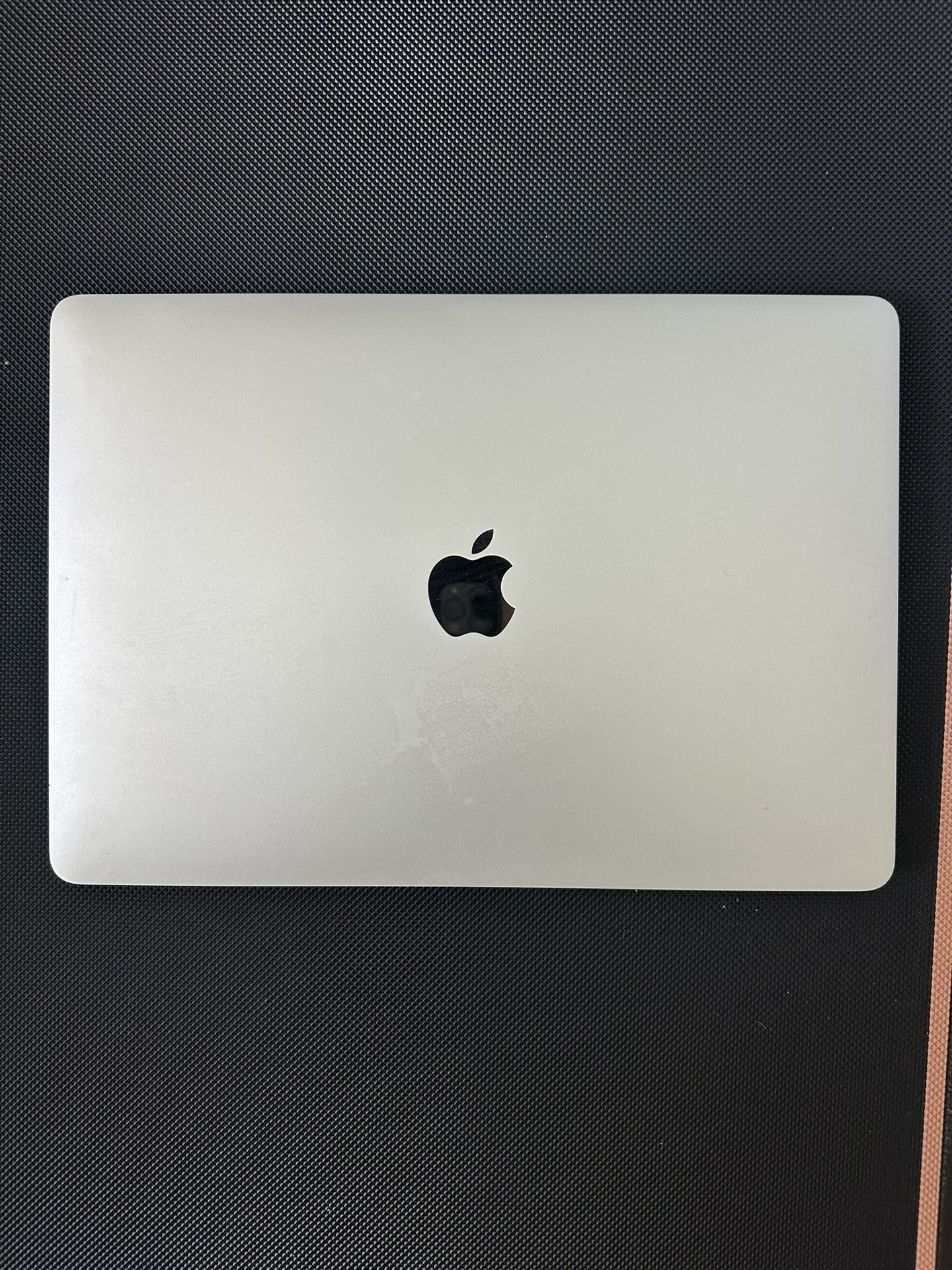 Apple MacBook Air M1 Chip