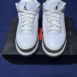 Jordan 3 Retro Mocha 2018  Size 8.5