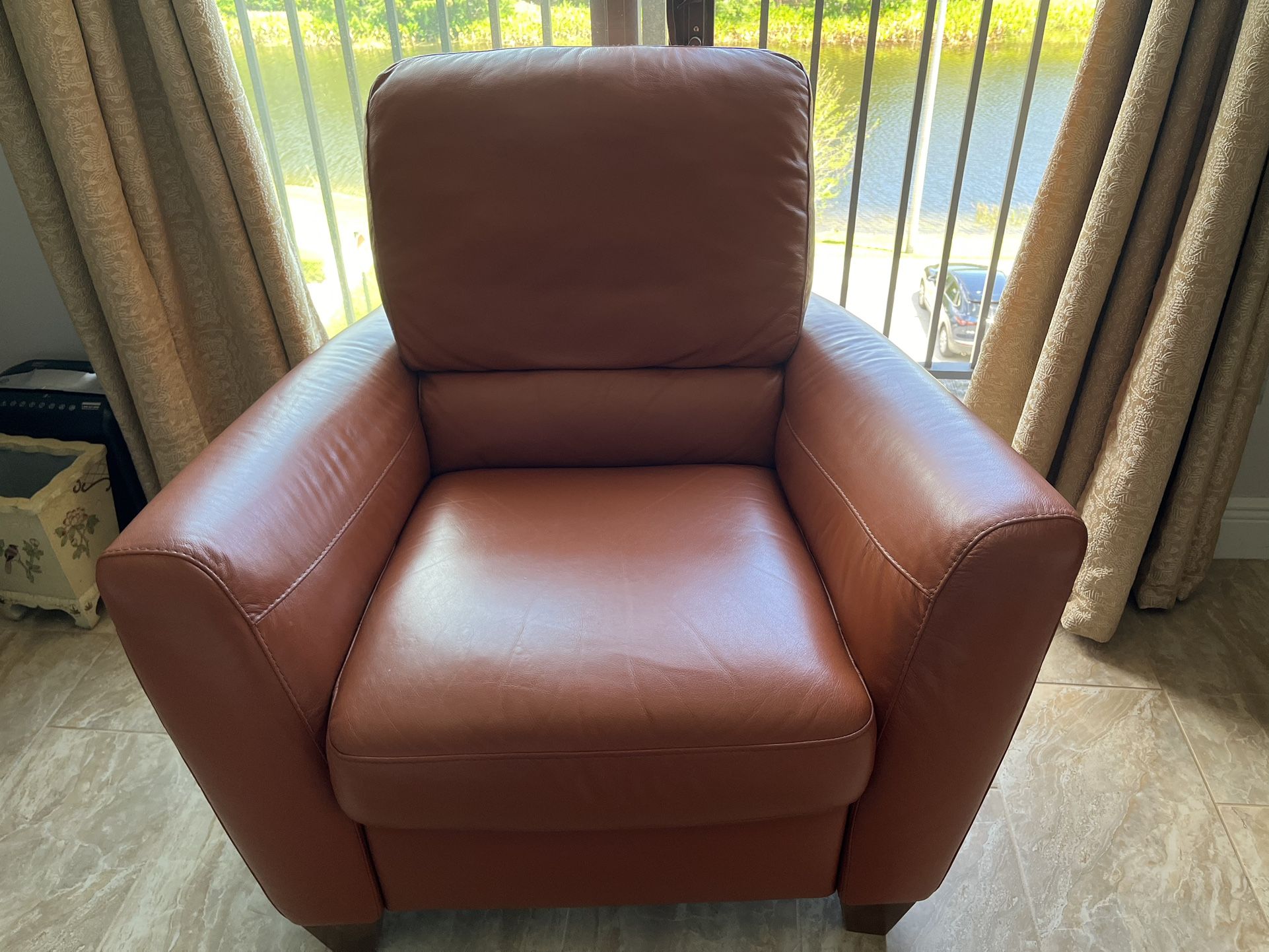 Genuine Leather Comfort - Recliner 