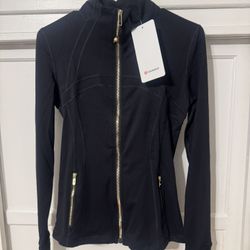 Lululemon Define Black Jacket Gold zipper