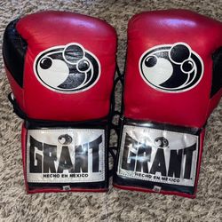 GRANT PROFESSIONAL MMA BOXING GLOVES