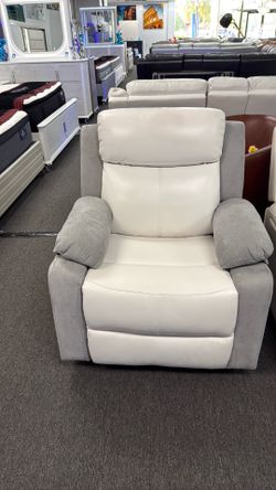 Blowout Clearance Sale !! Recliners & Accent Chairs, Starting @ $399 🚨🔥🔥