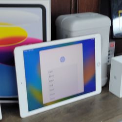 Apple IPad Pro 9.7in - 90 Days Warranty Included