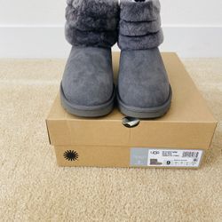 UGGs Mini BRAND NEW