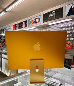 iMac M1 256gb SSD 8GB RAM