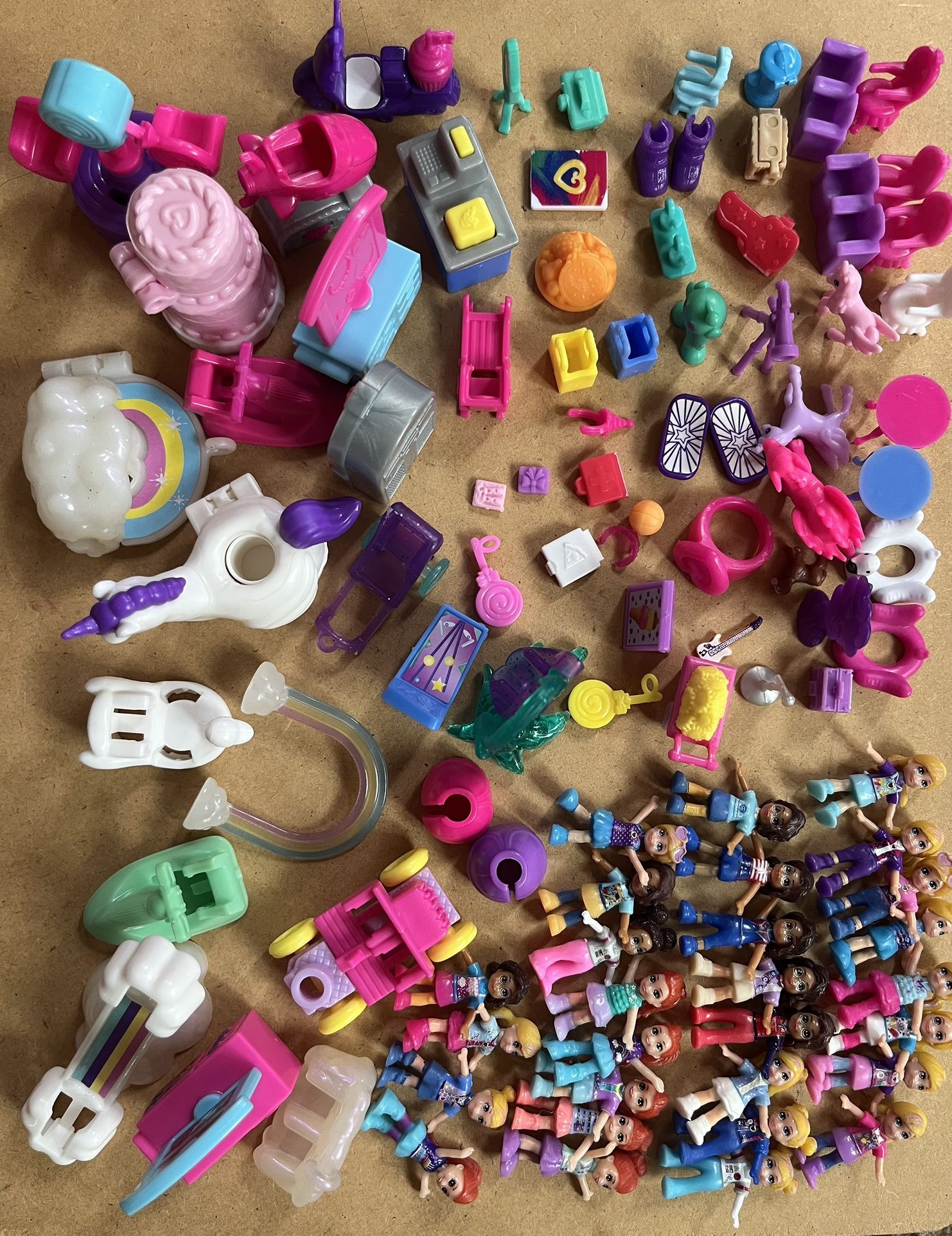 Polly Pockets