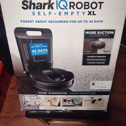 Shark IQ Robot XL