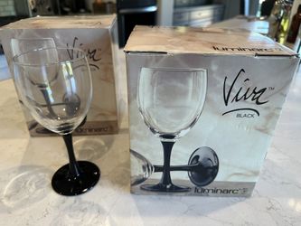 Wine Glasses - Black Stem
