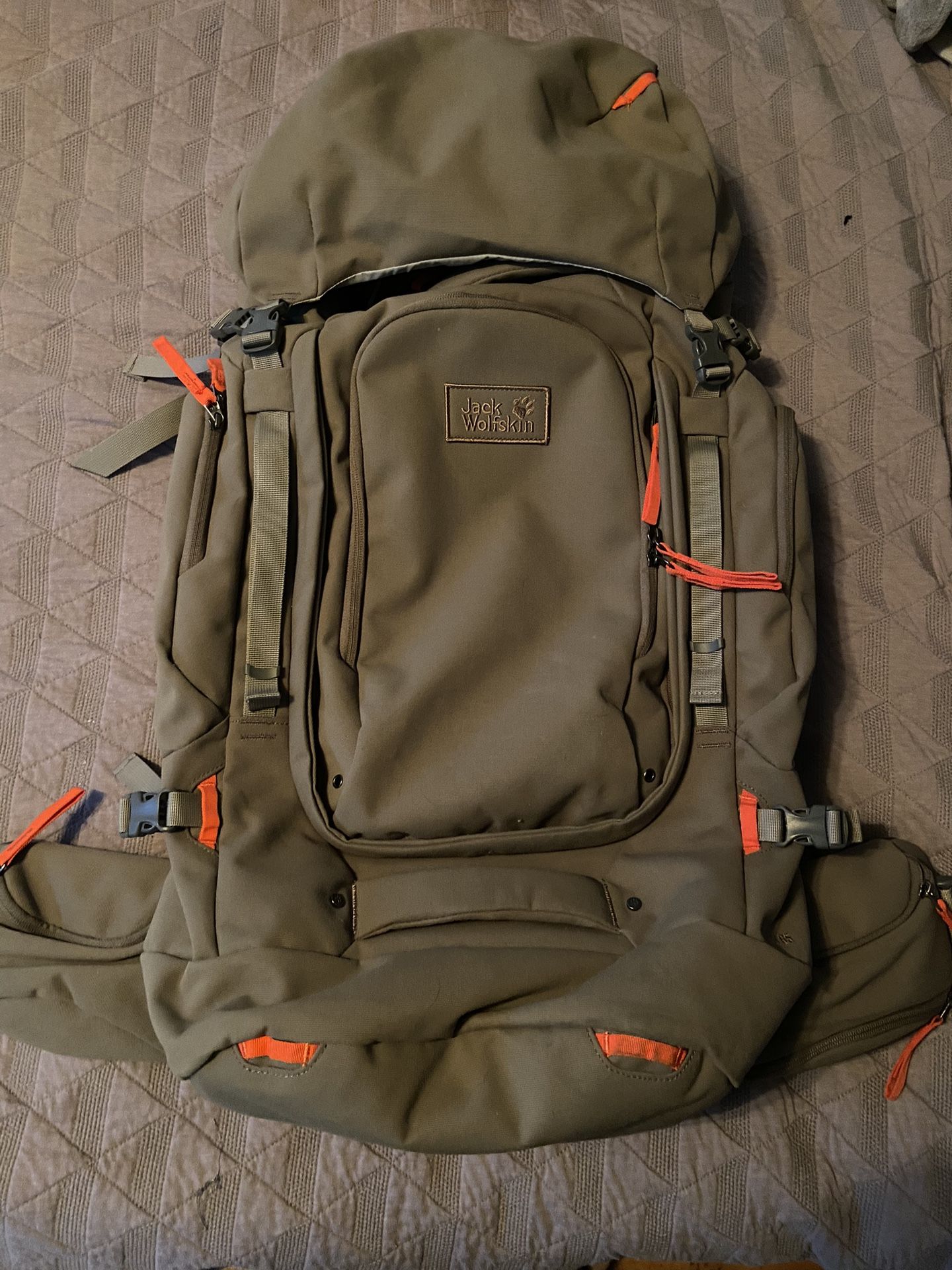 Hiking & Travel Backpack Jack Wolfskin Freedom 65 Un-used