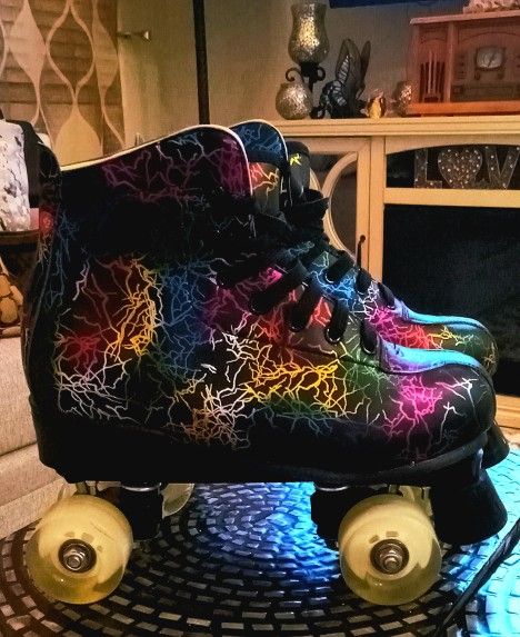 New Womens Rollerskates