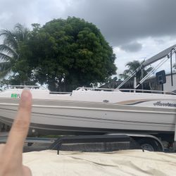Hurricane Boat ( New Motor )