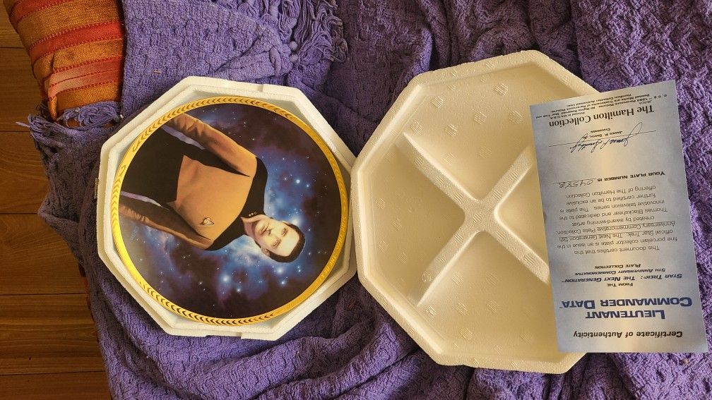 Star Trek Plates